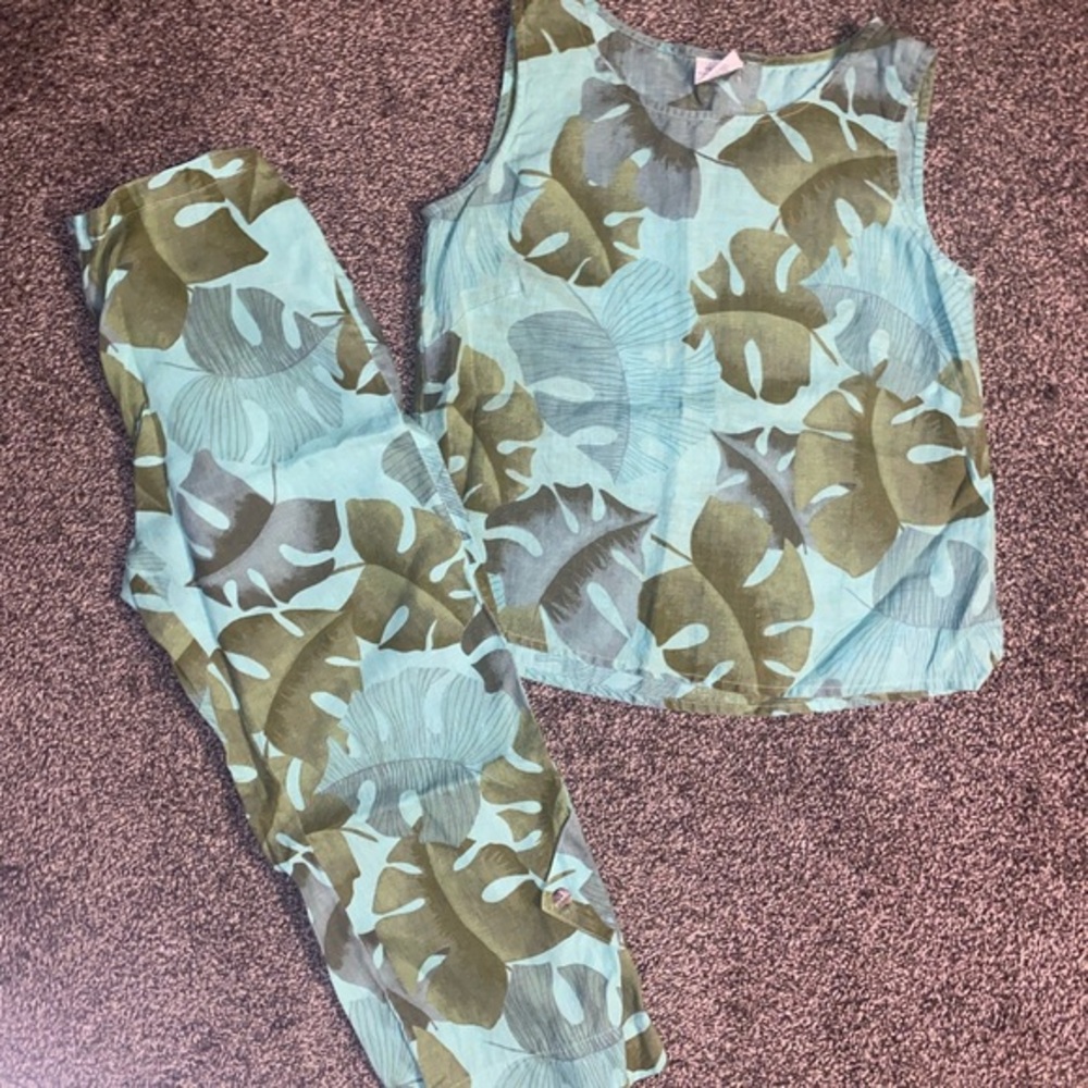 ⭐️ Click Women’s 2 pc linen outfit size small